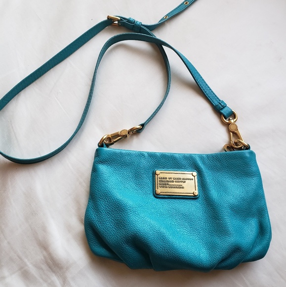 Marc Jacobs Handbags - Teal Marc Jacobs crossbody